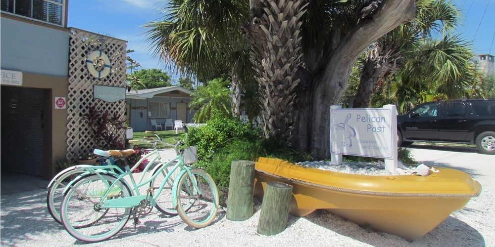 Pelican Post - Bradenton Beach Motel Exterior photo